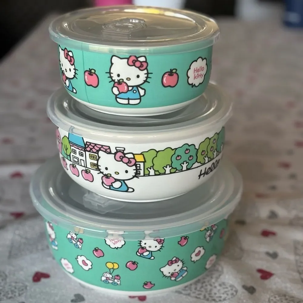 Hello Kitty Food Storage Containers - Picture 2 of 4